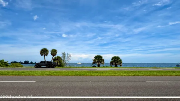 $598,000 | 6810 U.S. Rte 1, Grant Valkaria, FL 32949