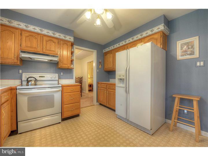 918 Route 537 Cream Ridge, NJ 08514 - Photo 9 of 25 Gallery Image 9