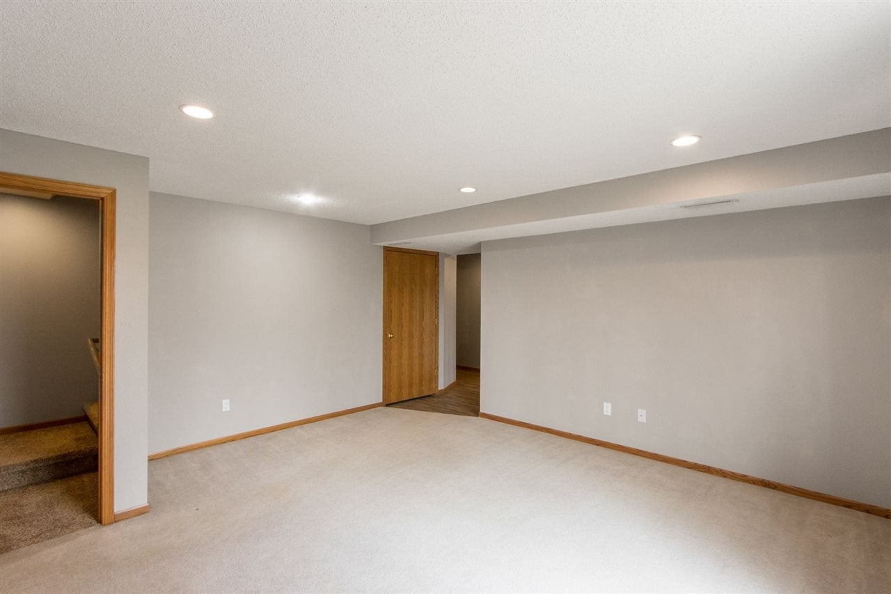 2555 Pheasant Ridge Court Marion, IA 52302 - Photo 18 of 22 Gallery Image 18