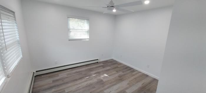 47 Weeks Road North Babylon, NY 11703 - Photo 4 of 40