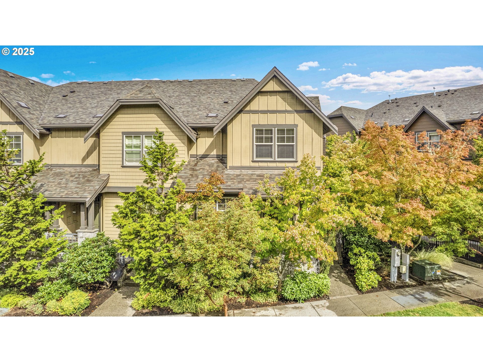 10441 Southwest Windwood Way Portland, OR 97225 - Photo 2 of 48