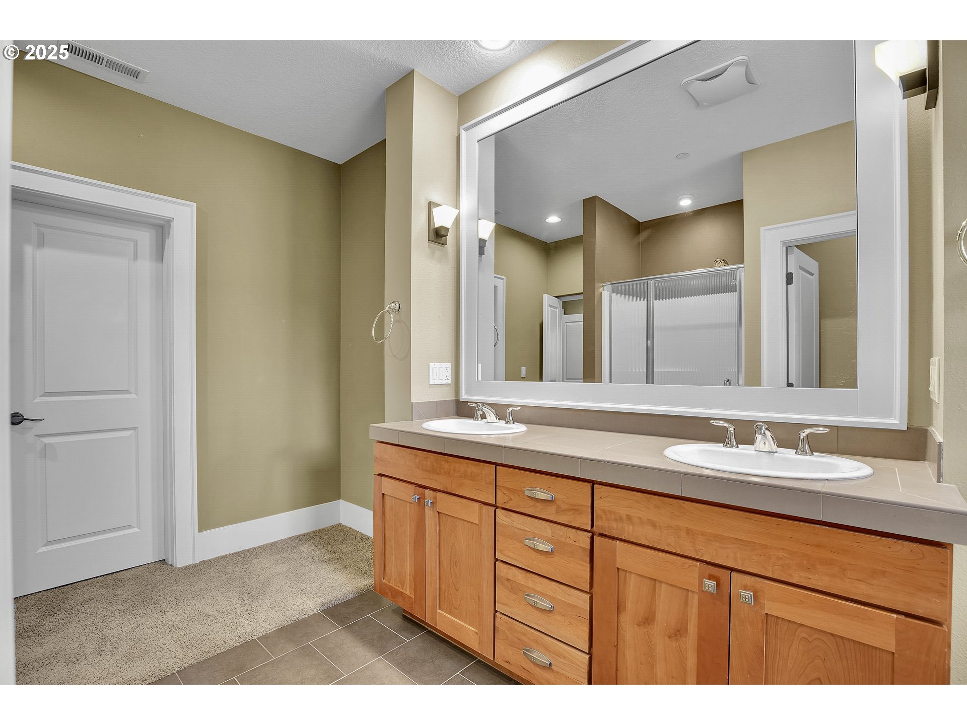 10441 Southwest Windwood Way Portland, OR 97225 - Photo 21 of 48