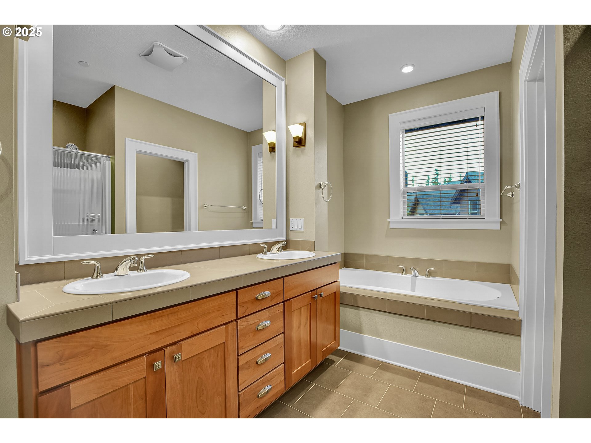 10441 Southwest Windwood Way Portland, OR 97225 - Photo 22 of 48