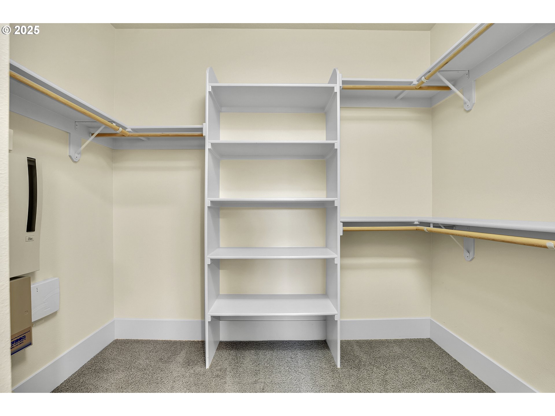 10441 Southwest Windwood Way Portland, OR 97225 - Photo 24 of 48