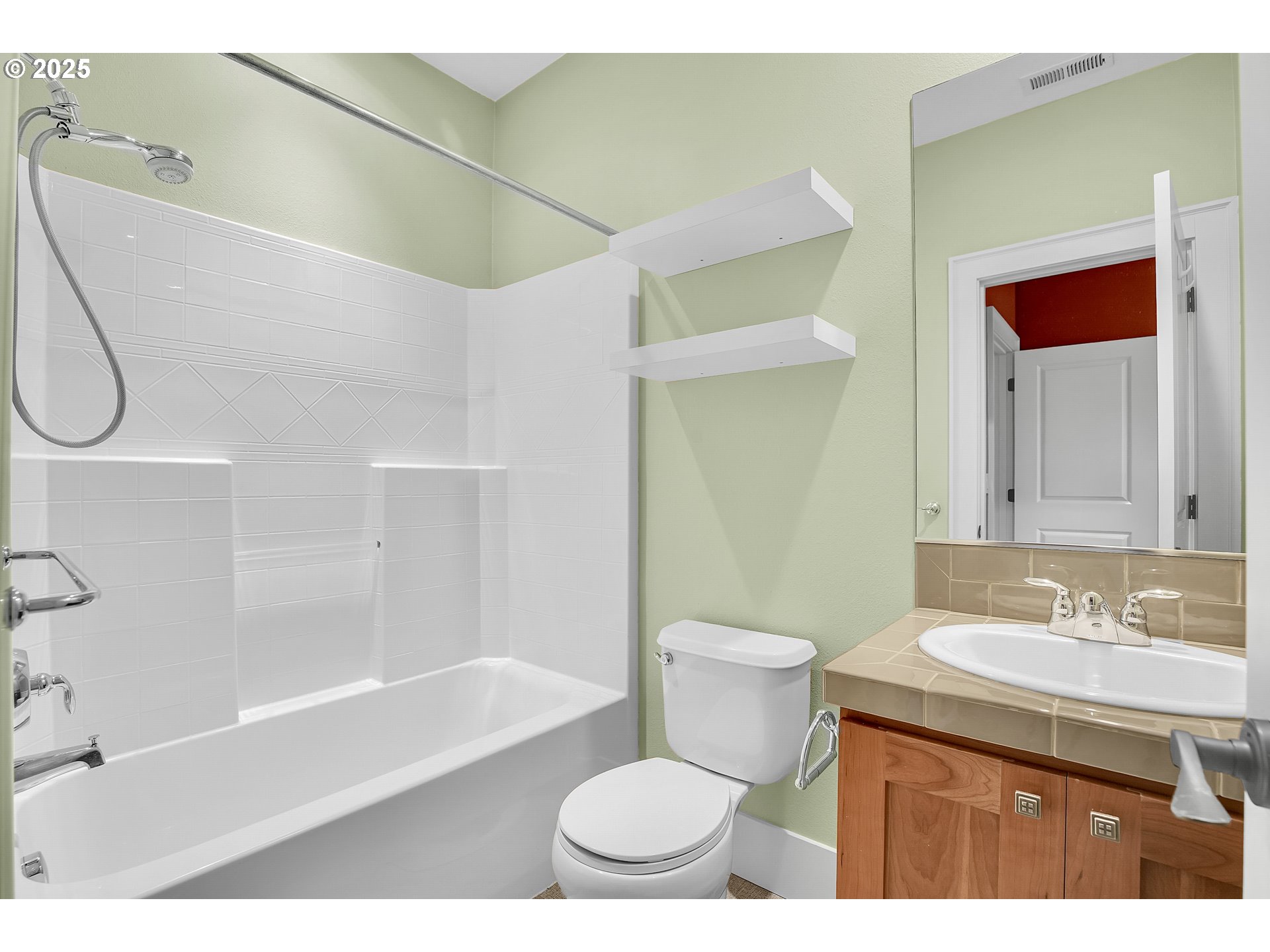 10441 Southwest Windwood Way Portland, OR 97225 - Photo 28 of 48