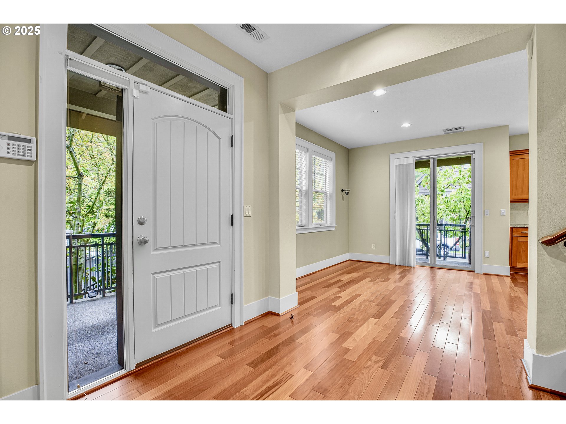 10441 Southwest Windwood Way Portland, OR 97225 - Photo 6 of 48