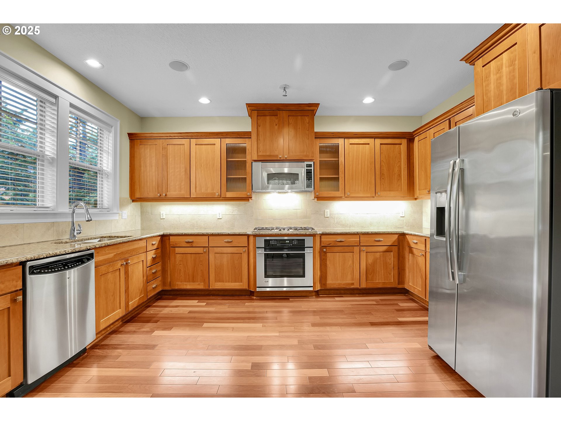 10441 Southwest Windwood Way Portland, OR 97225 - Photo 10 of 48