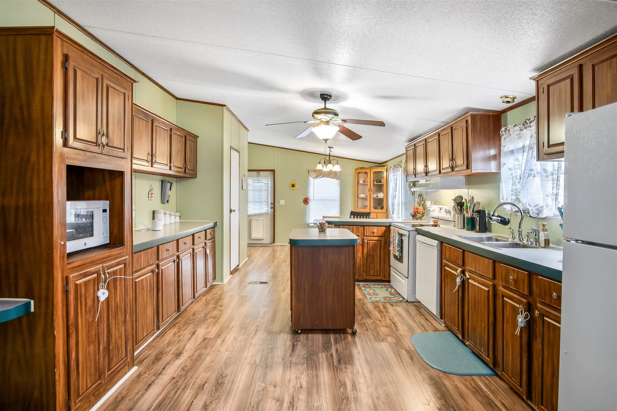 174 South Wren Lane Robertsdale, AL 36567 - Photo 11 of 23
