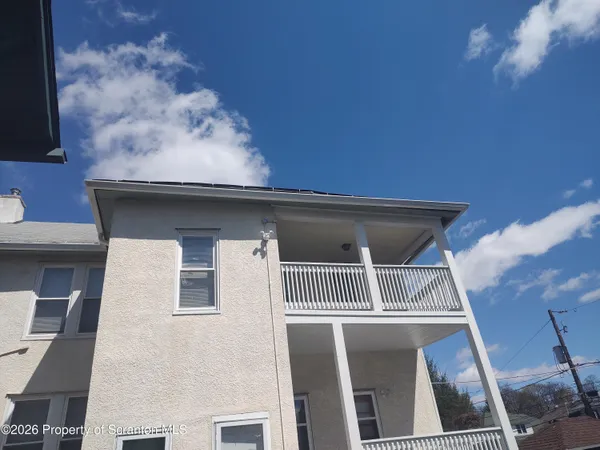 $1,150 | 1019 Delaware Street, Unit 2, Scranton, PA 18509