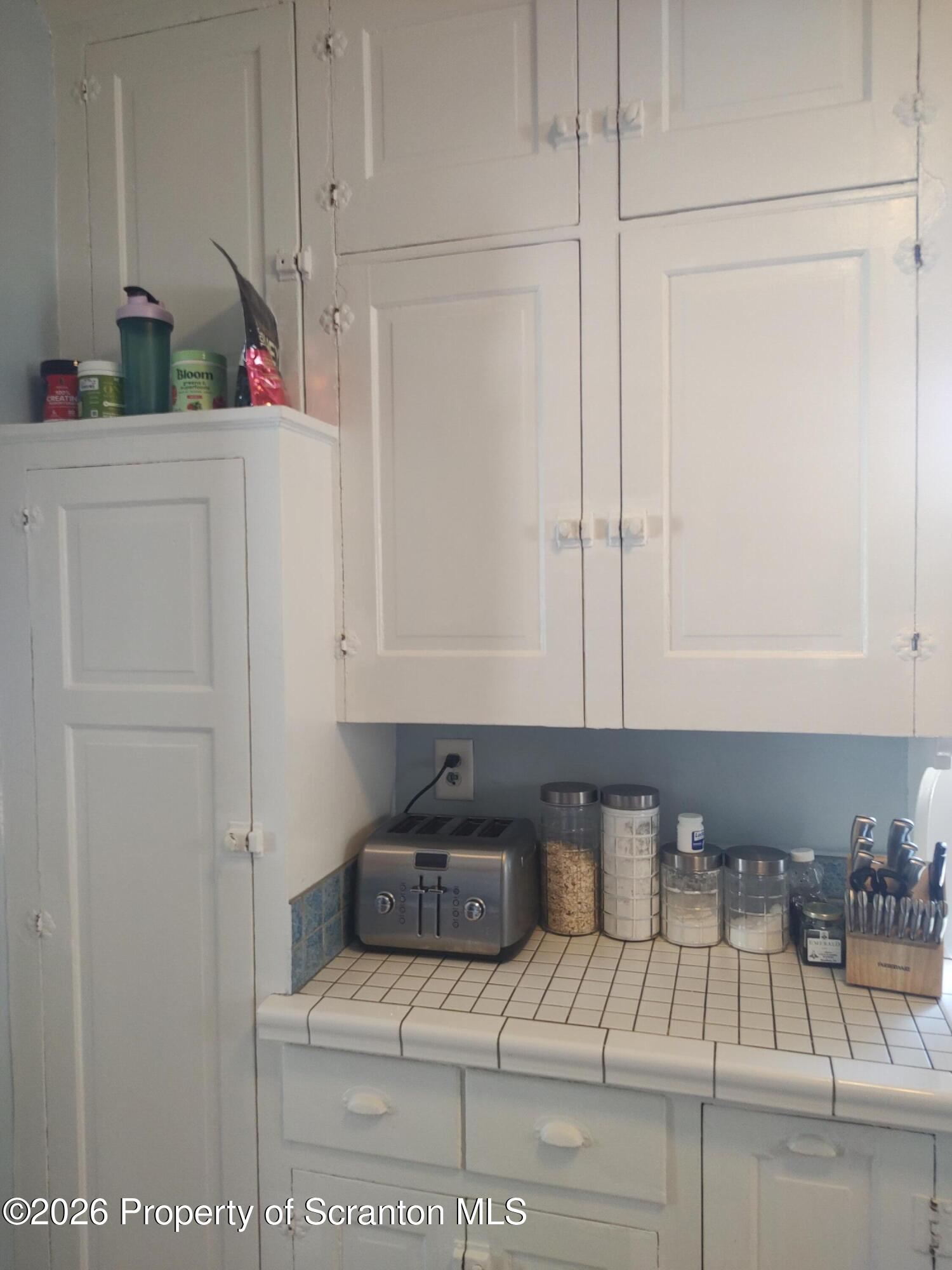 1019 Delaware Street, Unit 2 Scranton, PA 18509 - Photo 4 of 24 Kitchen