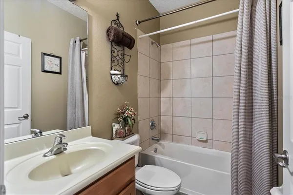 $850,000 | 11714 Delwick Drive, Windermere, FL 34786