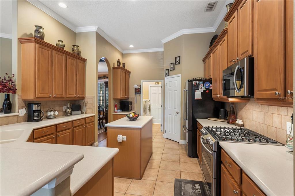 11714 Delwick Drive Windermere, FL 34786 - Photo 9 of 43