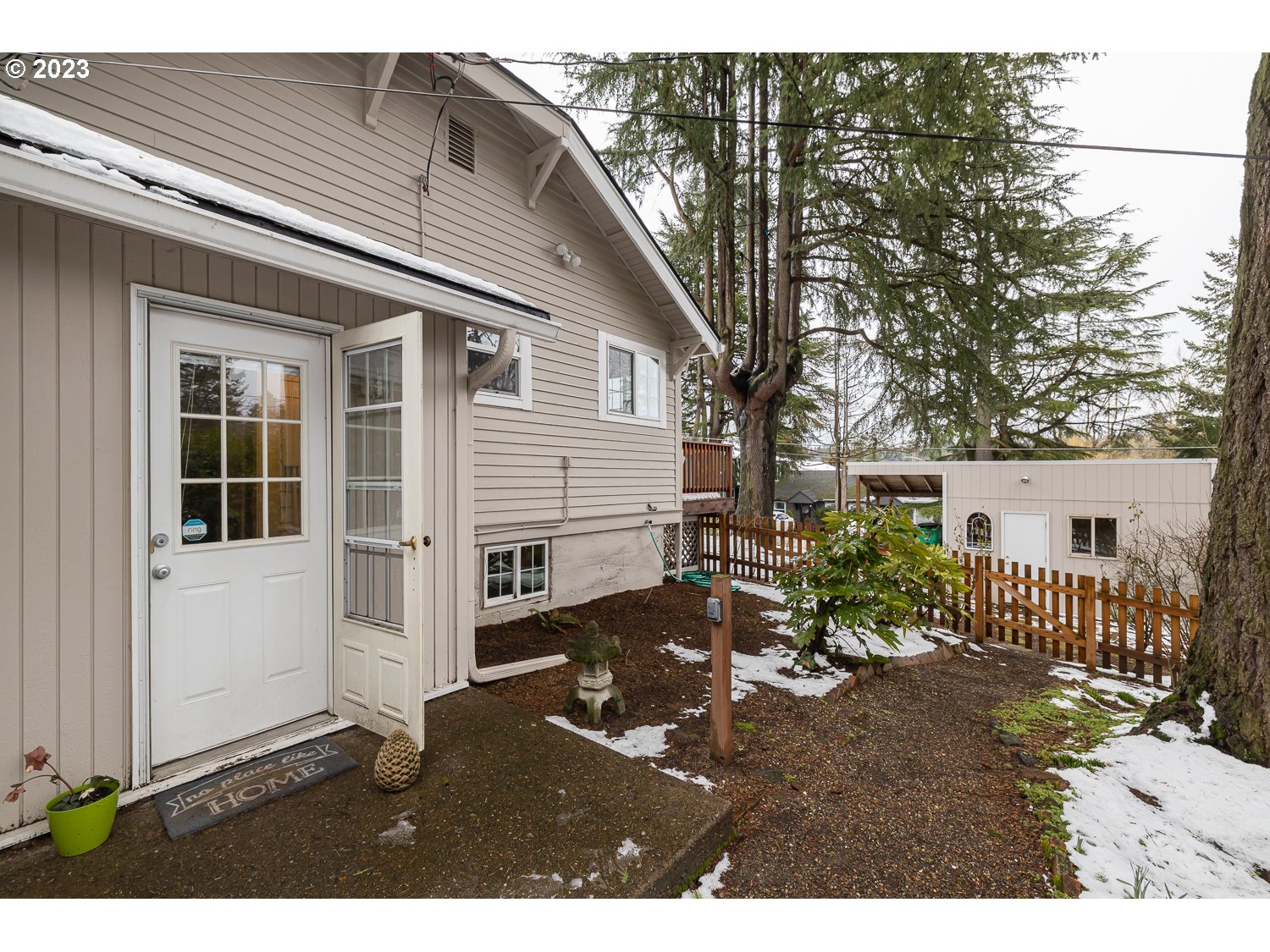 2739 Southwest Spring Garden Street Portland, OR 97219 - Photo 15 of 22 Gallery Image 15