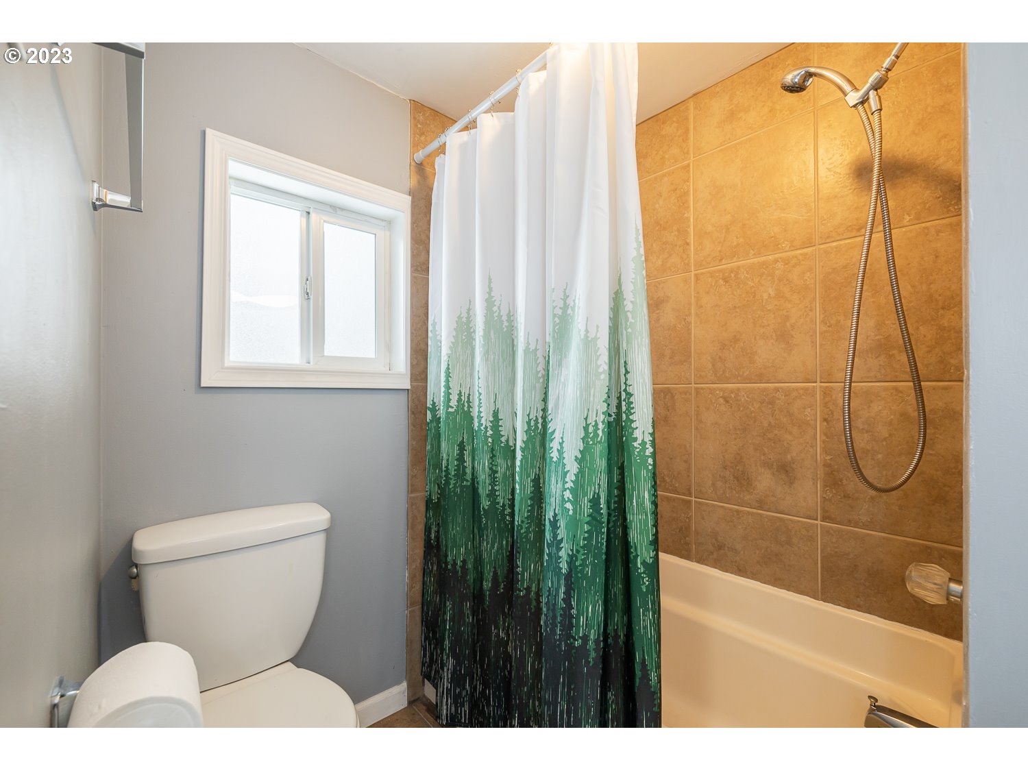 2739 Southwest Spring Garden Street Portland, OR 97219 - Photo 19 of 22 Gallery Image 19
