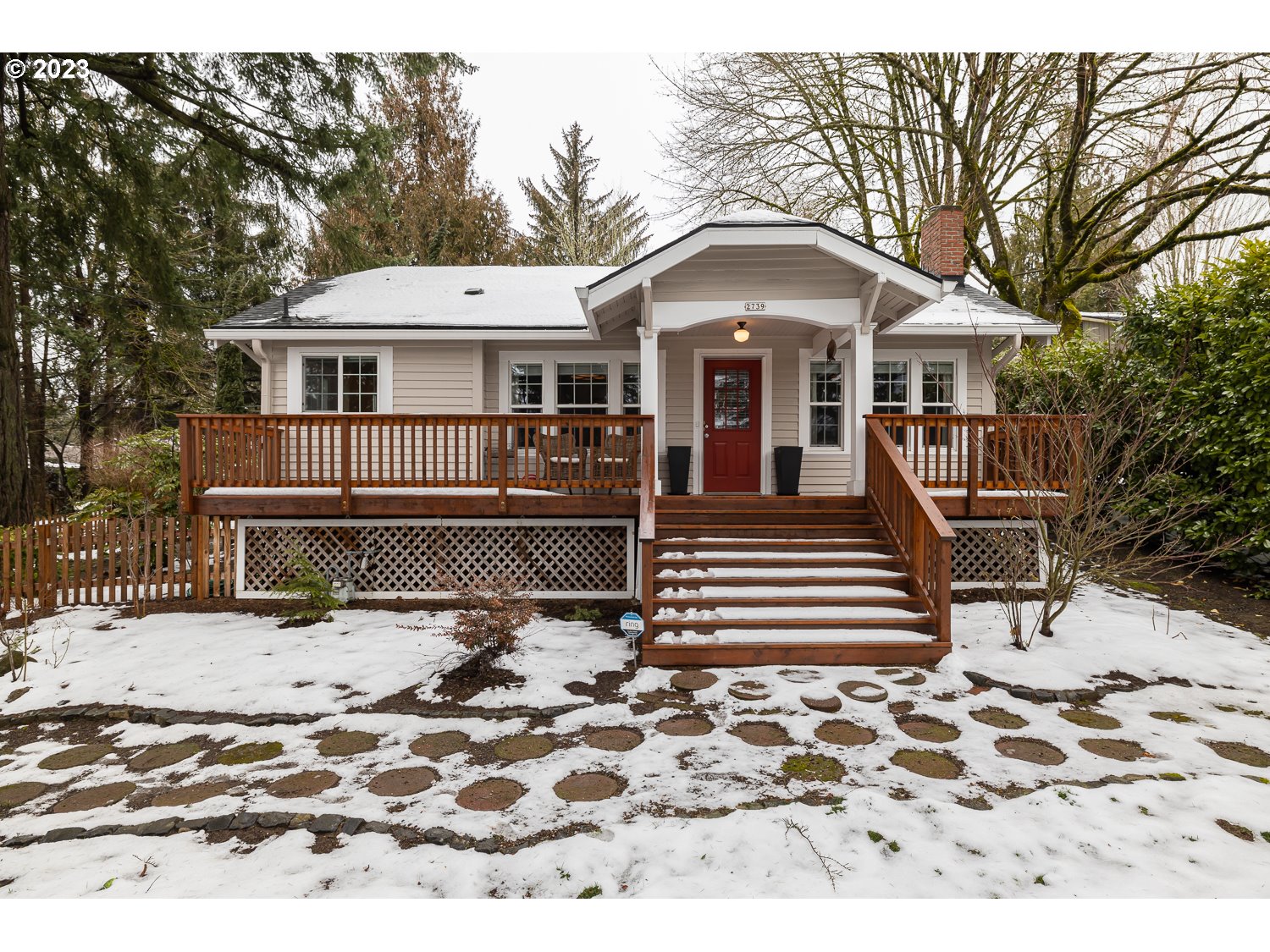 2739 Southwest Spring Garden Street Portland, OR 97219 - Photo 2 of 22 Gallery Image 2
