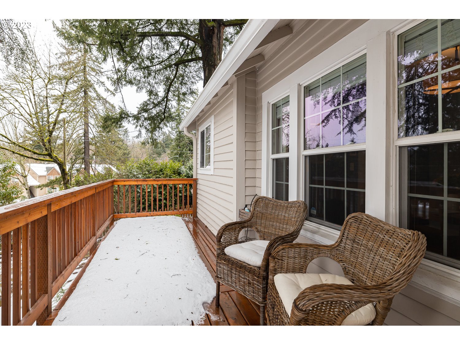 2739 Southwest Spring Garden Street Portland, OR 97219 - Photo 3 of 22 Gallery Image 3