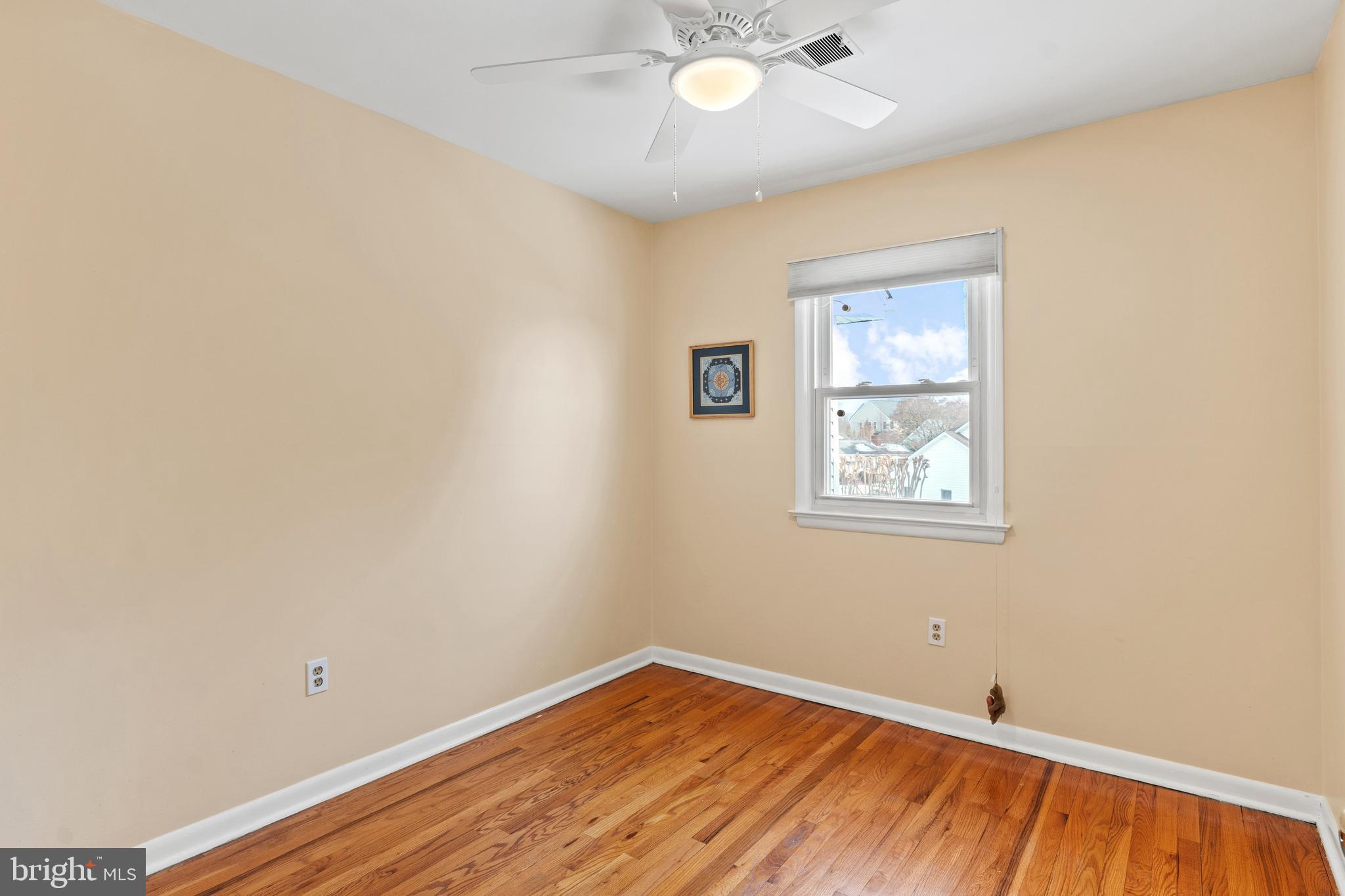 1204 Cedar Park Road, Unit 6 Annapolis, MD 21401 - Photo 27 of 51 an empty room with a window