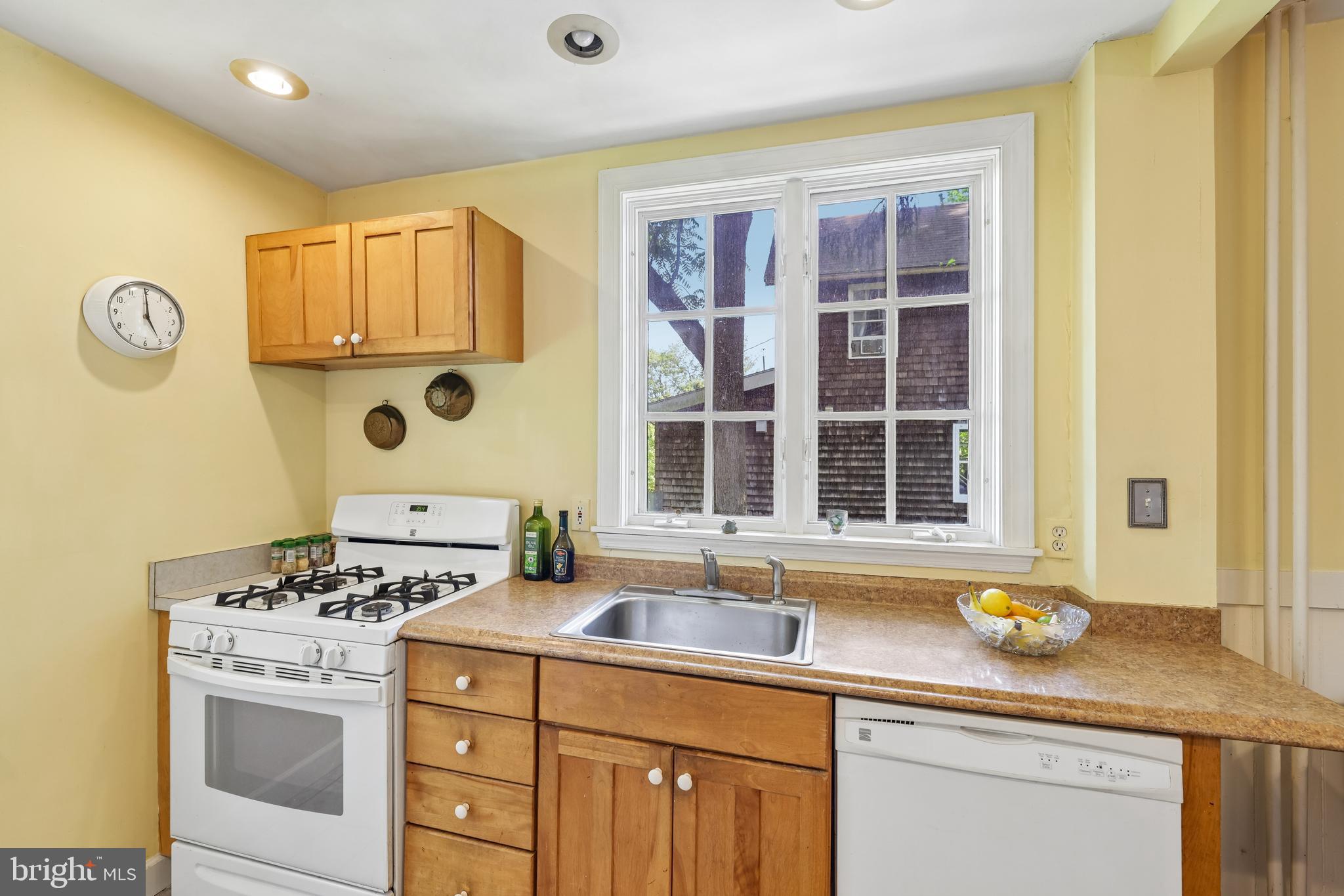 4619 Keswick Road Baltimore, MD 21210 - Photo 26 of 57 Kitchen