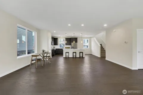 $1,150,000 | 14610 36th Avenue Northeast, Lake Forest Park, WA 98155