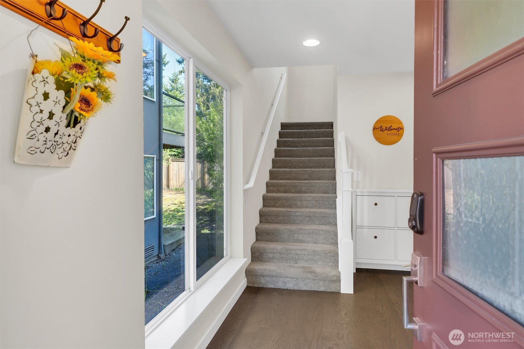 14610 36th Avenue Northeast Lake Forest Park, WA 98155 - Photo 2 of 37