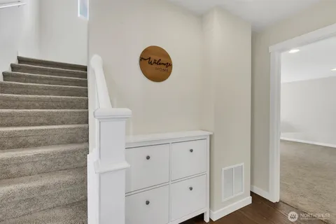 $1,150,000 | 14610 36th Avenue Northeast, Lake Forest Park, WA 98155