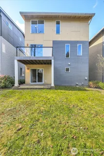 $1,150,000 | 14610 36th Avenue Northeast, Lake Forest Park, WA 98155