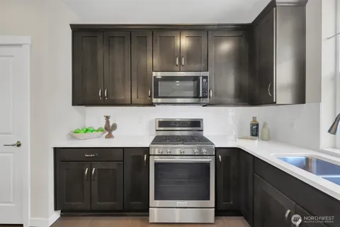 $1,150,000 | 14610 36th Avenue Northeast, Lake Forest Park, WA 98155