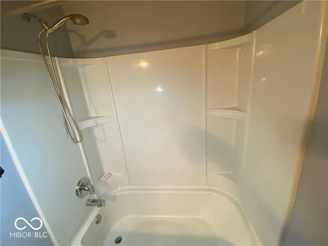 $2,450 | 5221 Bombay Drive, Indianapolis, IN 46239