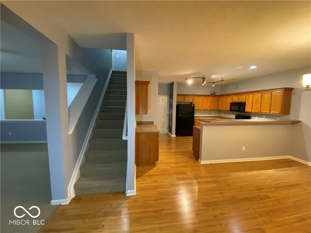 $2,450 | 5221 Bombay Drive, Indianapolis, IN 46239