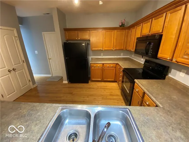 $2,450 | 5221 Bombay Drive, Indianapolis, IN 46239