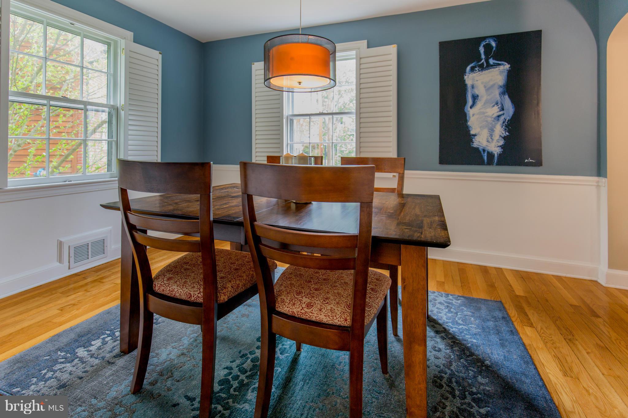 310 Brewster Court Silver Spring, MD 20901 - Photo 11 of 30 a dining room with furniture and window