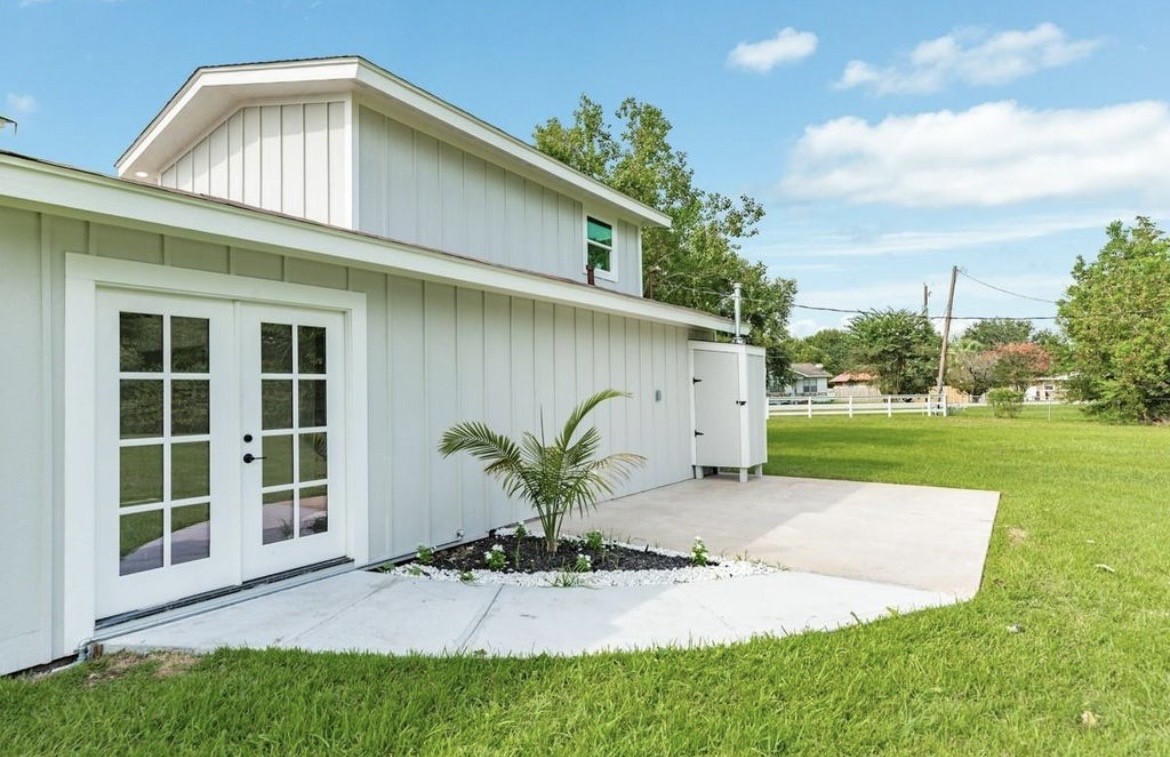 1200 Gifford Lane Angleton, TX 77515 - Photo 7 of 26