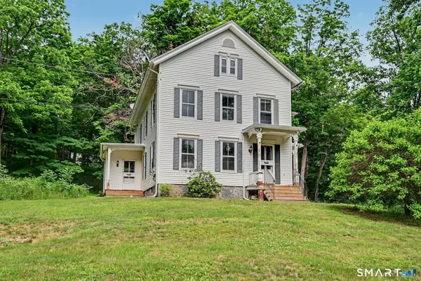 $595,000 | 33 Hatch Road, Bridgewater, CT 06752