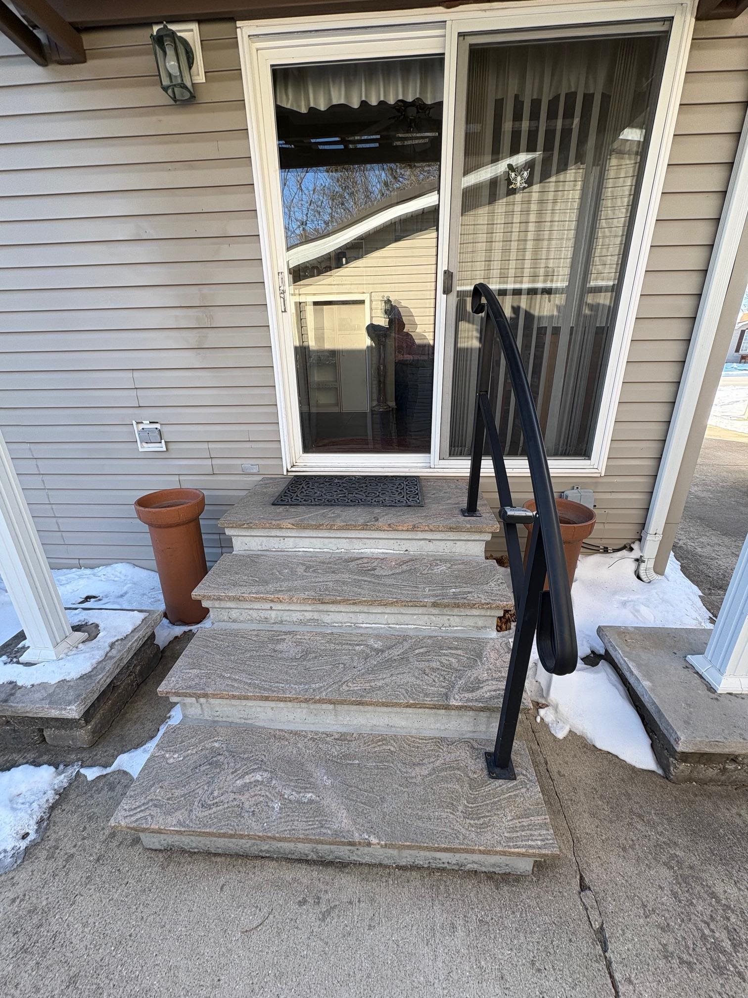 8535 Springwood Court Roscoe, IL 61073 - Photo 11 of 36