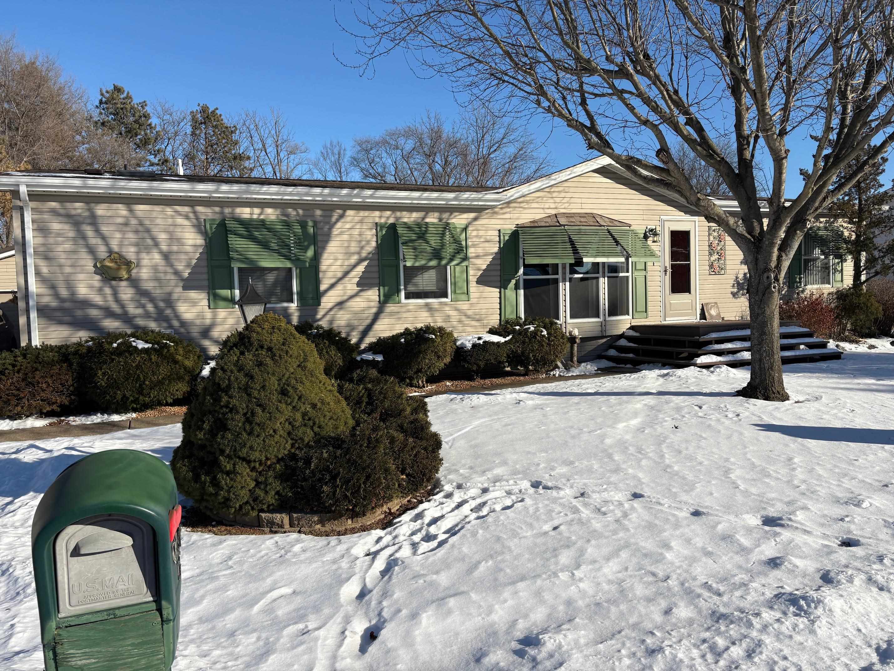 8535 Springwood Court Roscoe, IL 61073 - Photo 2 of 36