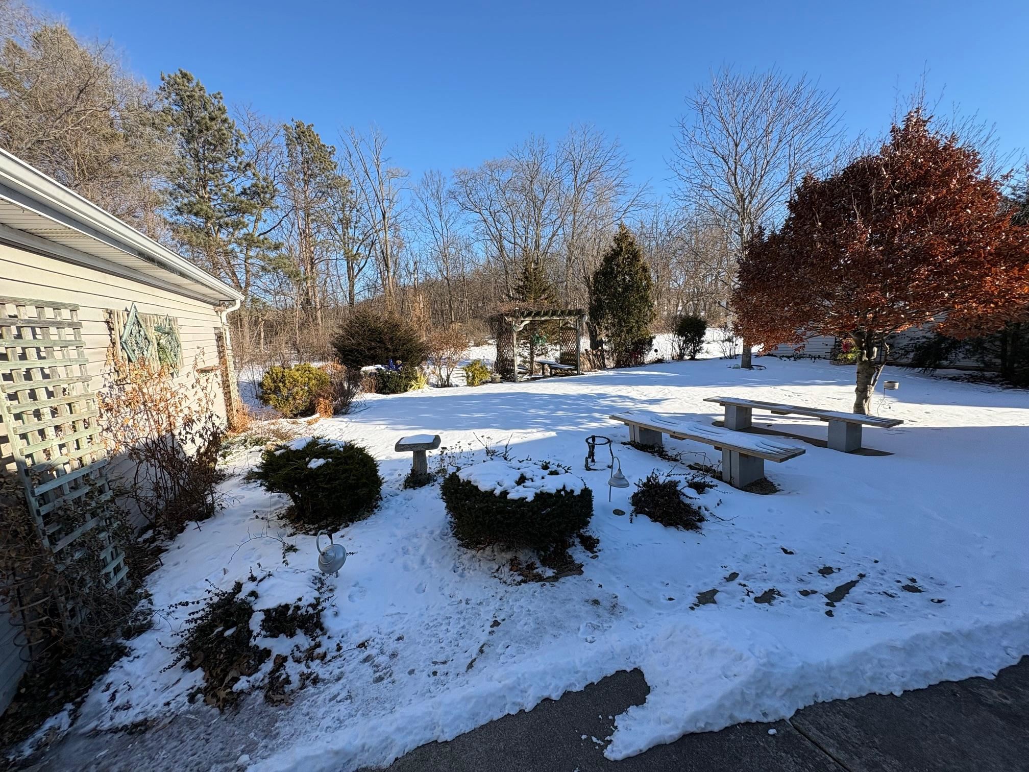 8535 Springwood Court Roscoe, IL 61073 - Photo 8 of 36