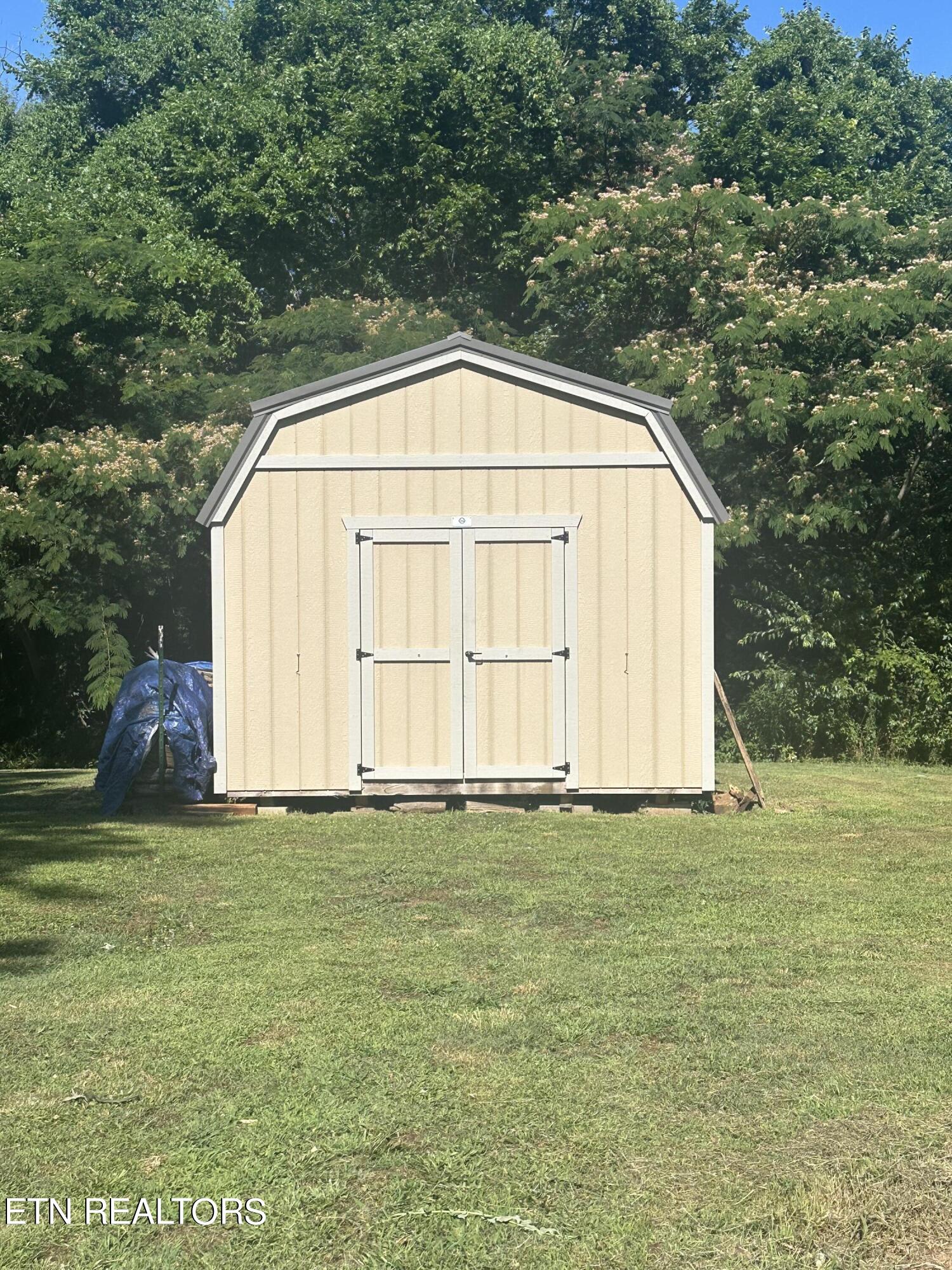 111 Hawkins Road Sweetwater, TN 37874 - Photo 17 of 18 IMG_6317 (1)