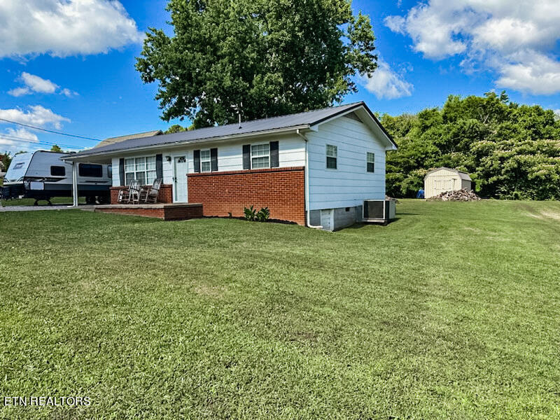 111 Hawkins Road Sweetwater, TN 37874 - Photo 2 of 18 IMG_3088