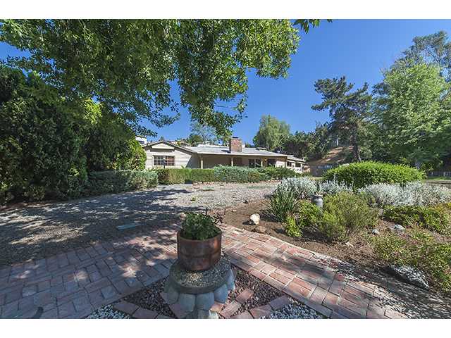 8927 Lakeview Road Lakeside, CA 92040 - Photo 1 of 25 Gallery Image 1