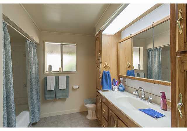 8927 Lakeview Road Lakeside, CA 92040 - Photo 17 of 25 Gallery Image 17