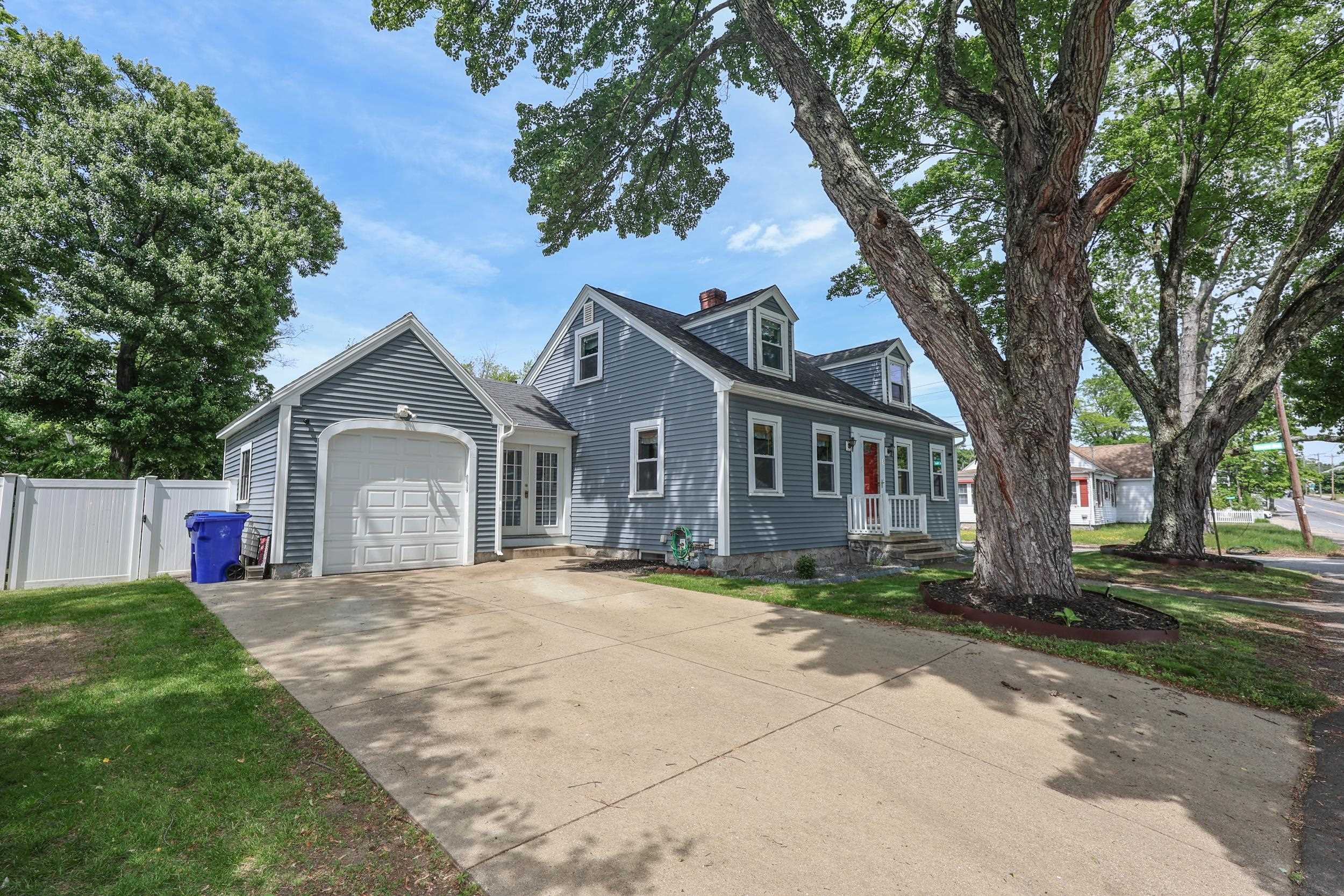 78 Candia Road Manchester, NH 03109 - Photo 13 of 56