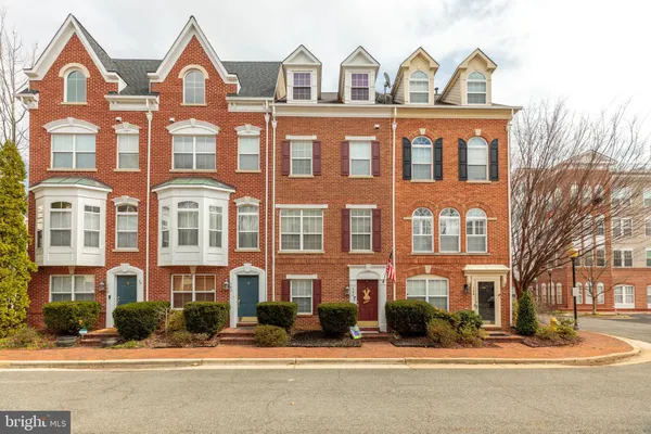 $4,000 | 164 Comay Terrace, Alexandria, VA 22304