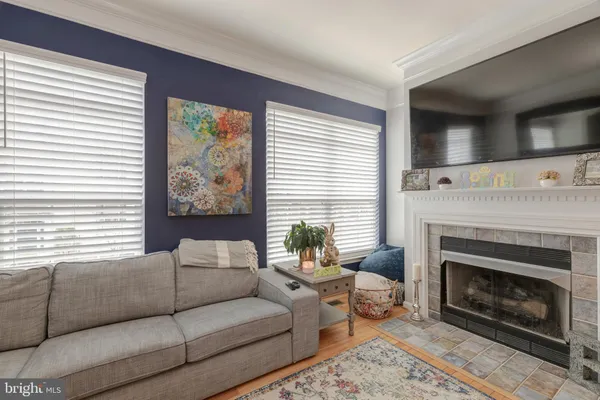 $4,000 | 164 Comay Terrace, Alexandria, VA 22304