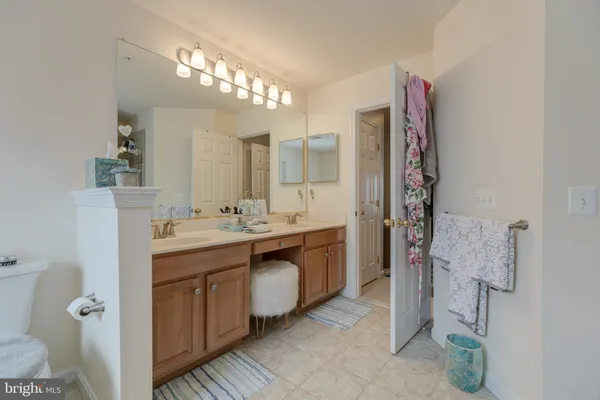 $4,000 | 164 Comay Terrace, Alexandria, VA 22304