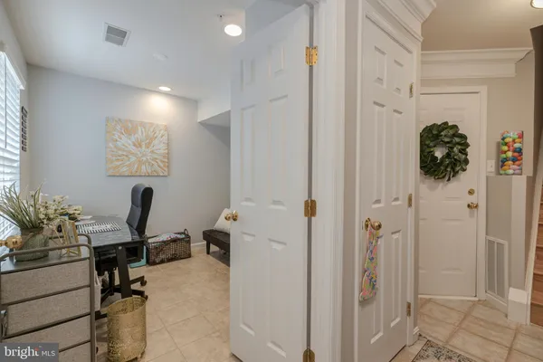 $4,000 | 164 Comay Terrace, Alexandria, VA 22304