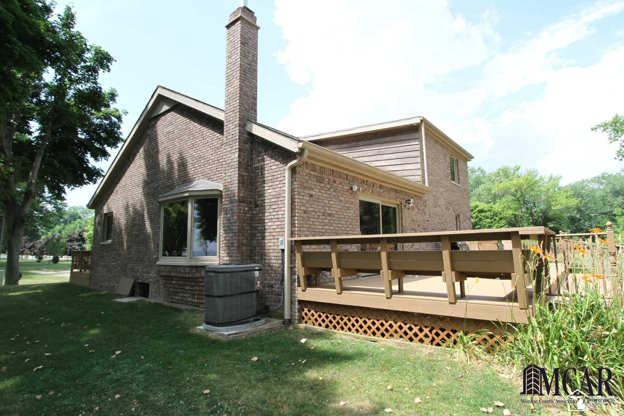 4834 Long Road Newport, MI 48166 - Photo 14 of 37 21474894-13.JPG