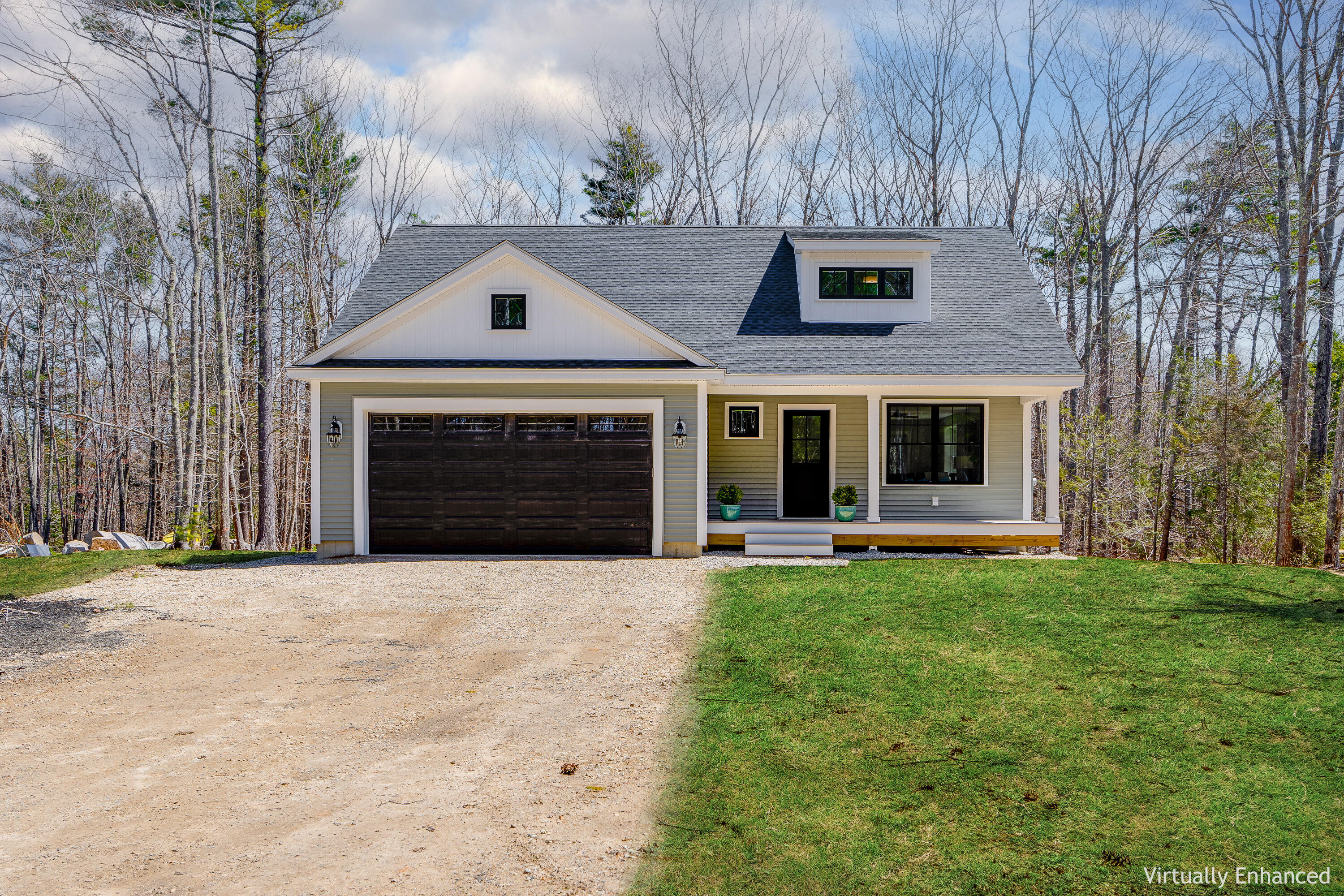 28 County Road York, ME 03902 - Photo 3 of 40 28 County Rd York_EXT_2 green grass