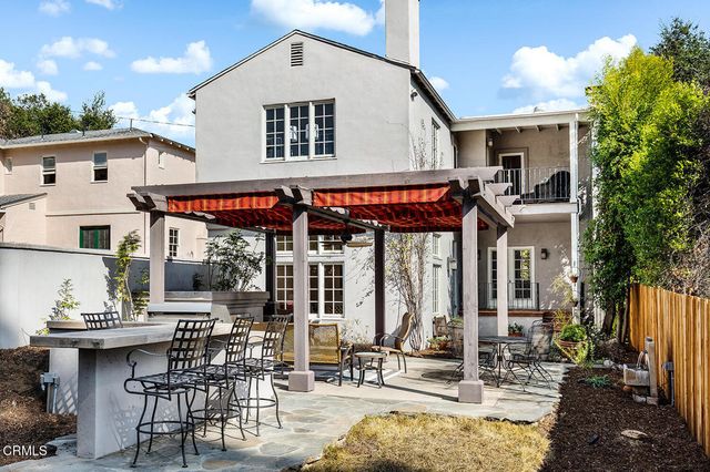 a view of house and outdoor space