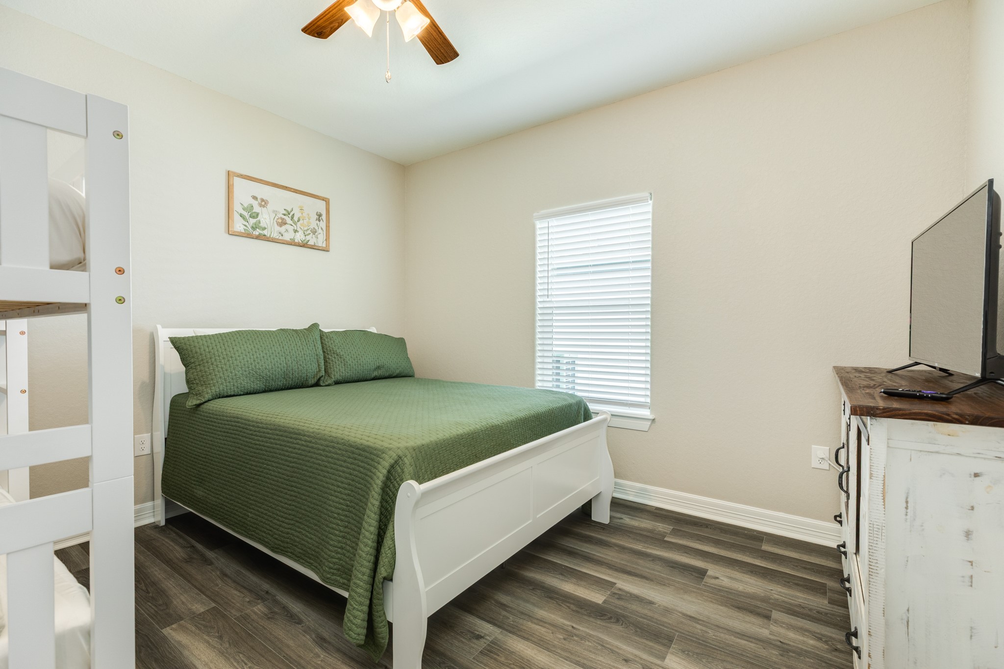 524 Thunder Road Surfside Beach, TX 77541 - Photo 22 of 26 3rd bedroom has bed and bunks