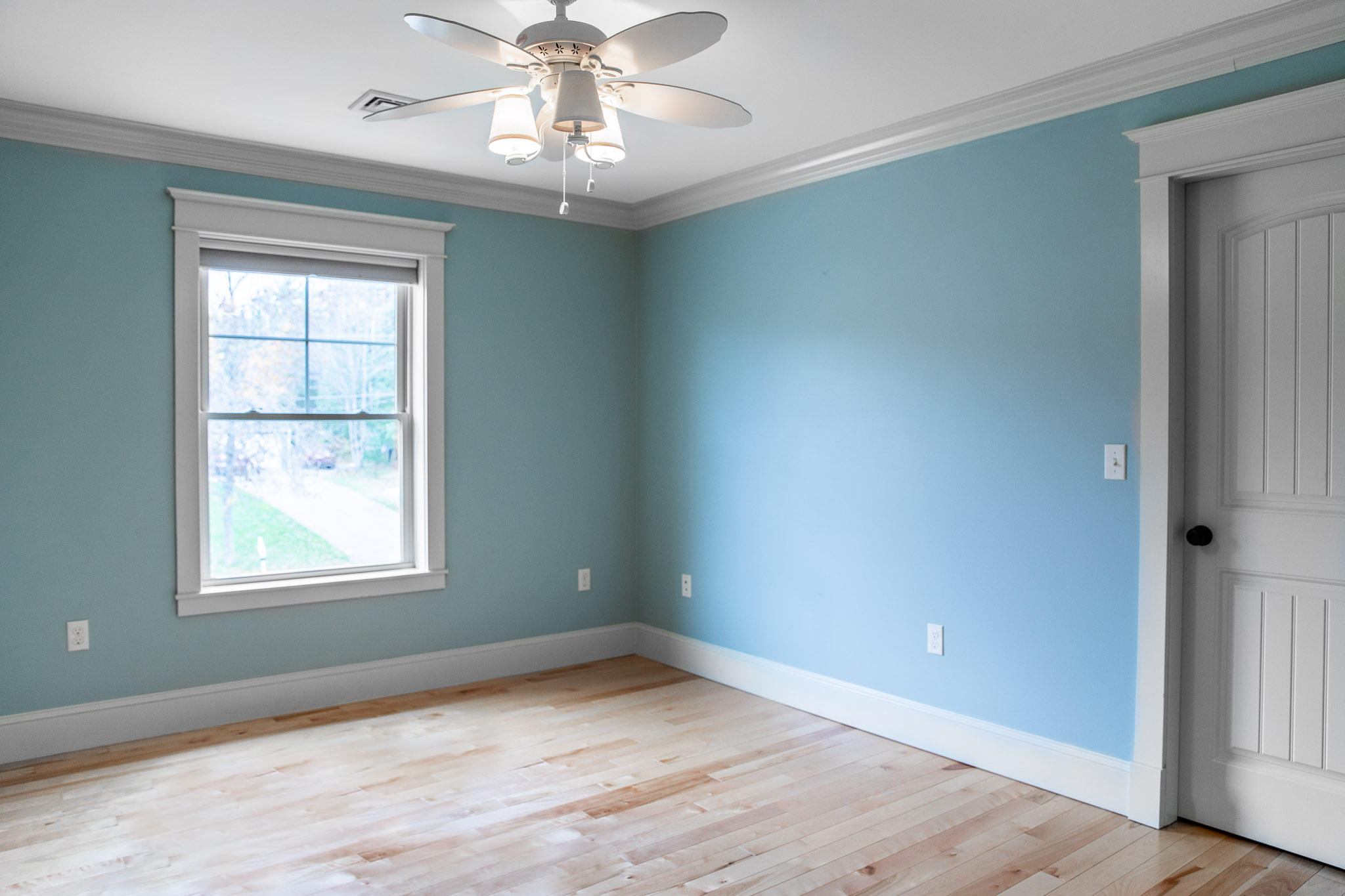 123 Balsam Road Bangor, ME 04401 - Photo 26 of 62 26 Bedroom 3